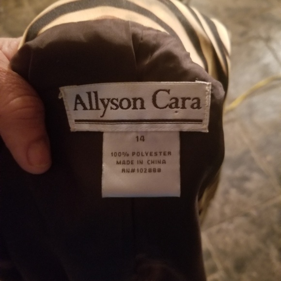 ALLYSON CARA ANIMAL PRINT POLYESTER BLAZER - Picture 2 of 6